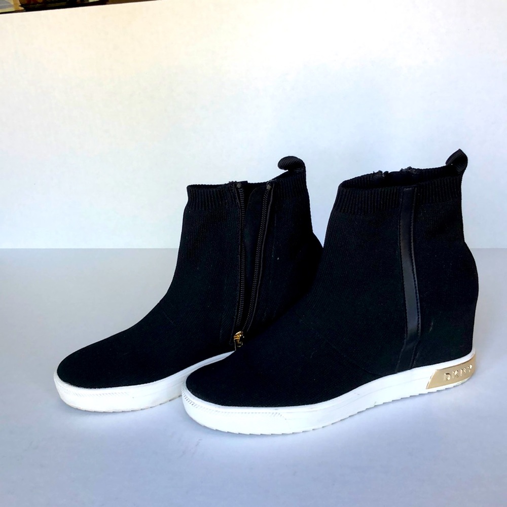 DKNY Wedge,2” heel, worn only once, size 8.